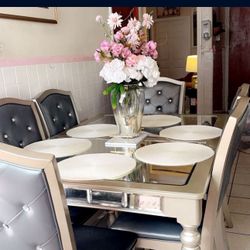 Table For 6 