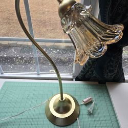 Flower desk lamp