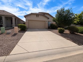 4 bed 2 bath w solar