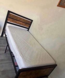 Twin mattress