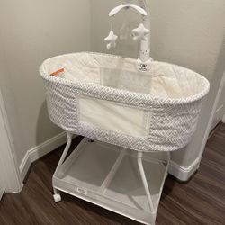 Infant Bassinet 