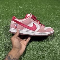Nike SB Dunk Low 