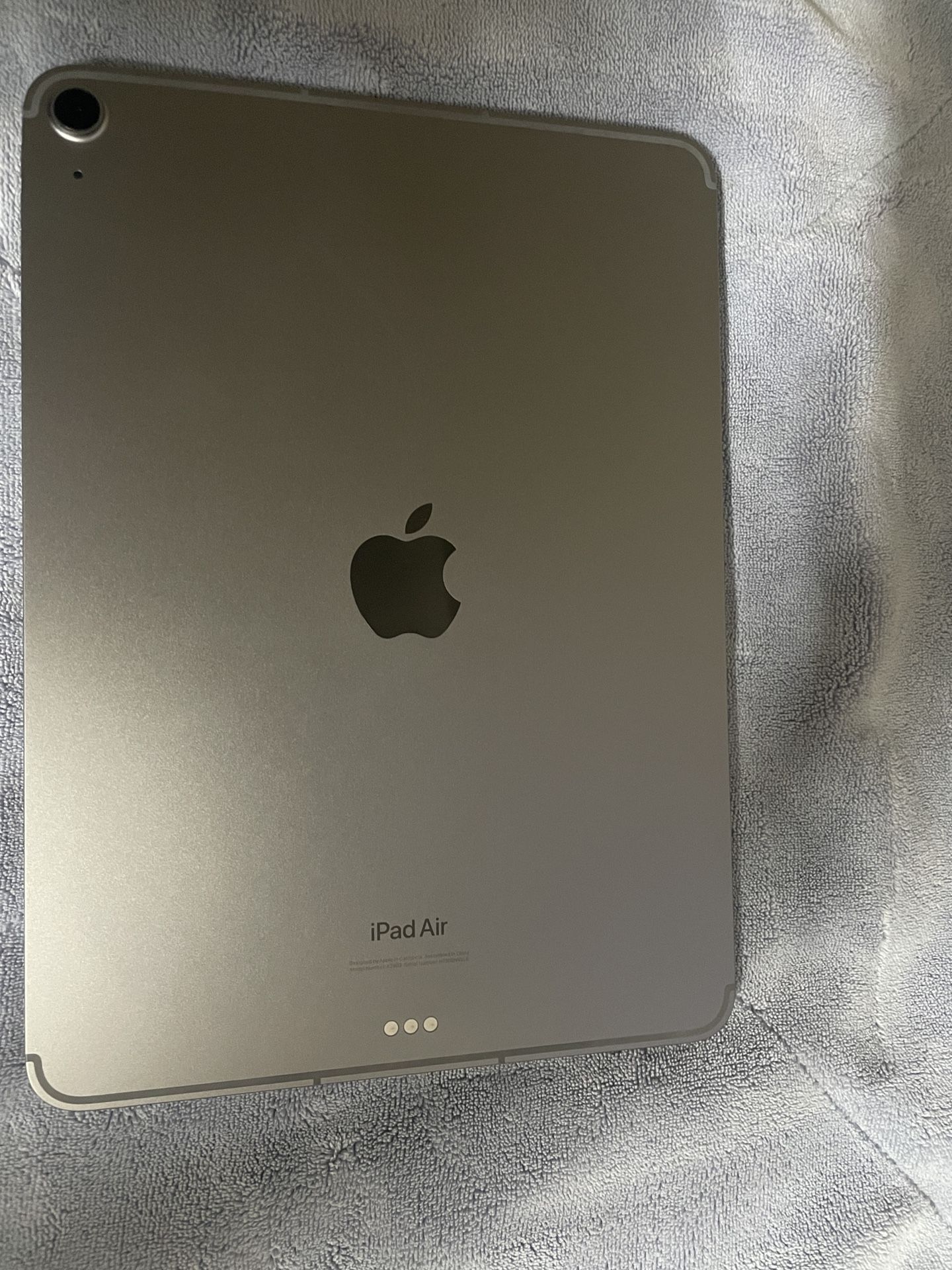 iPad Air 11-inch (M2)