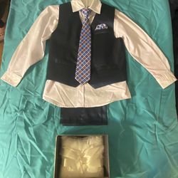 Boys Ringbearer Outfit Size 8 New