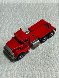 Vintage Hot Wheels 1979 6-Wheel Red Peterbilt Truck Tractor Semi Trailer Hauler
