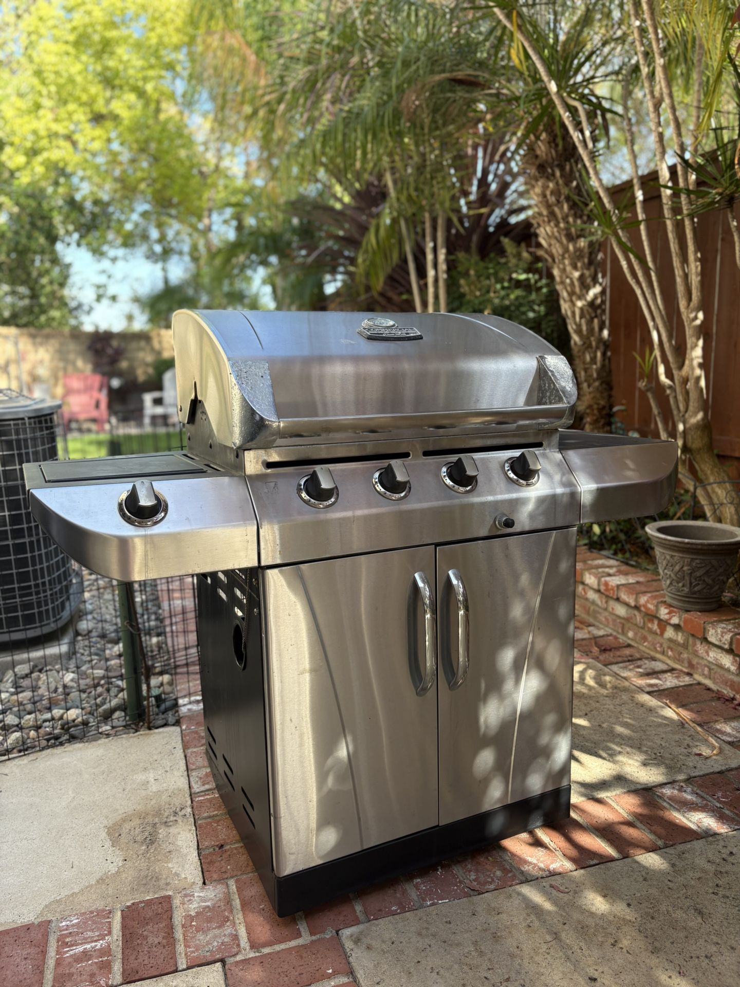 🔥 BBQ Grill – Clean & Working – Just Needs a Match to Light!