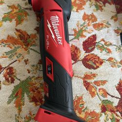 Milwaukee Multi Tool