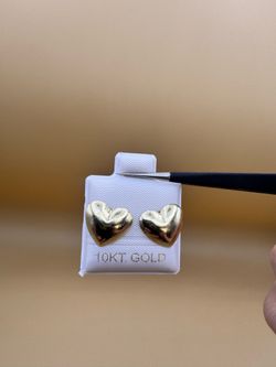 Oro 10k broquel corazón liso MEDIANO.