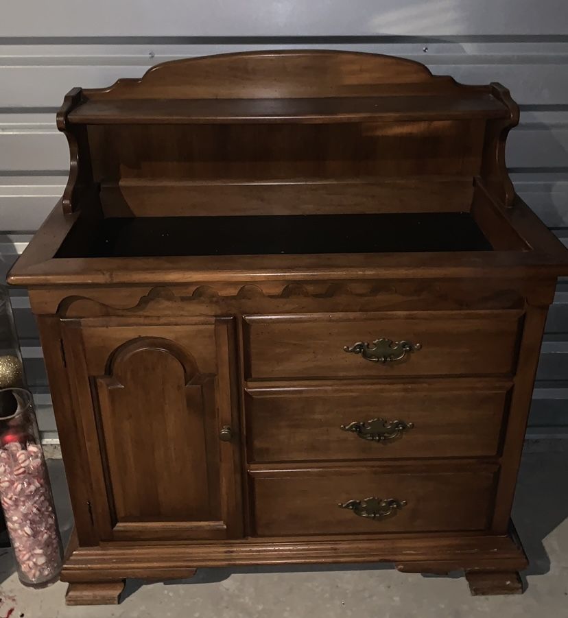Vintage Conant Ball Furniture Makers Cabinet Rock Maple