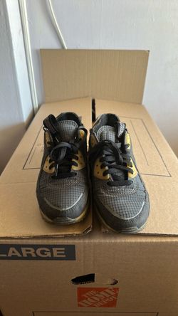 Nike Air Max 90 Gray Yellow Sneakers