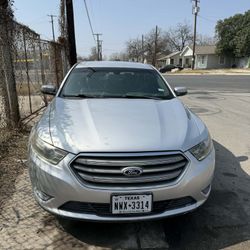 2013 Ford Taurus