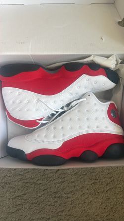 Air Jordan 13 cherries