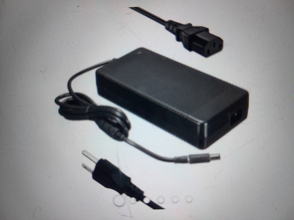 DELL 240W AC Adapter.  new