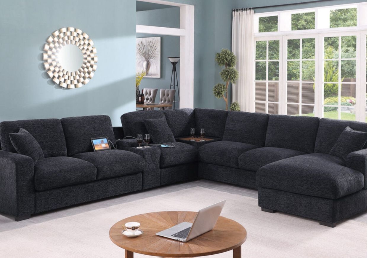 141.5"W Charcoal Chenille Fabric Corner Sectional Sofa with Right-Facing Chaise, Cupholders, and Charging Ports