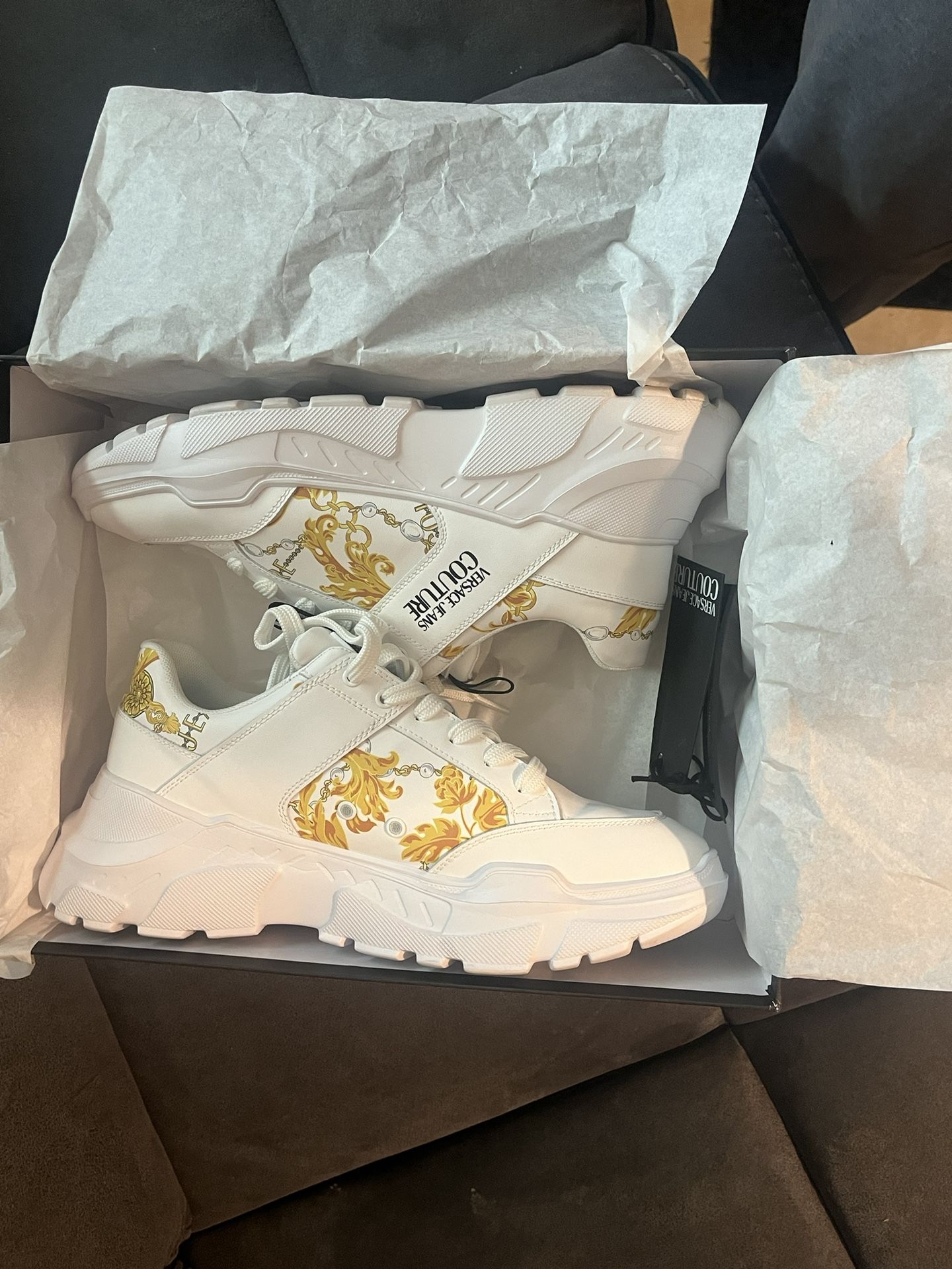 VERSACE JEANS COUTURE White & Gold Speedtrack