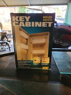 Key Cabinet Holds 40 Keys