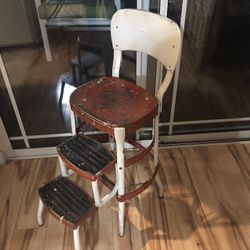VINTAGE COSCO KITCHEN CHAIR WITH DROP DOWN STEP
