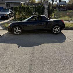 2004 Toyota MR2