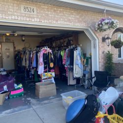 Multi Family Garage Sale 8524.S.Mayfield In Burbank 