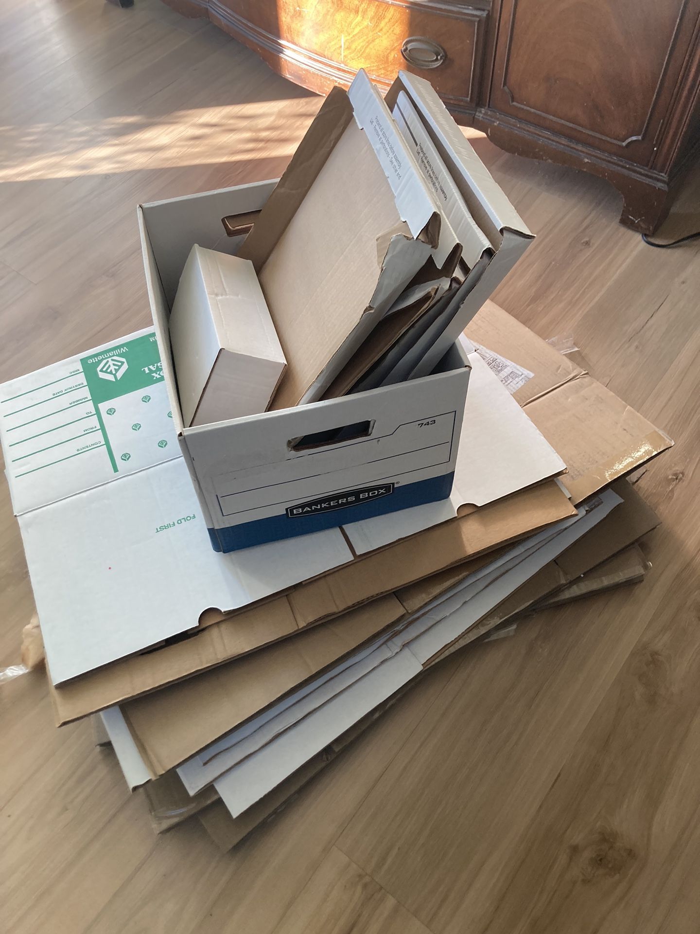 Free Boxes