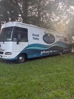 2003 Winnebago Portable Classroom / Office