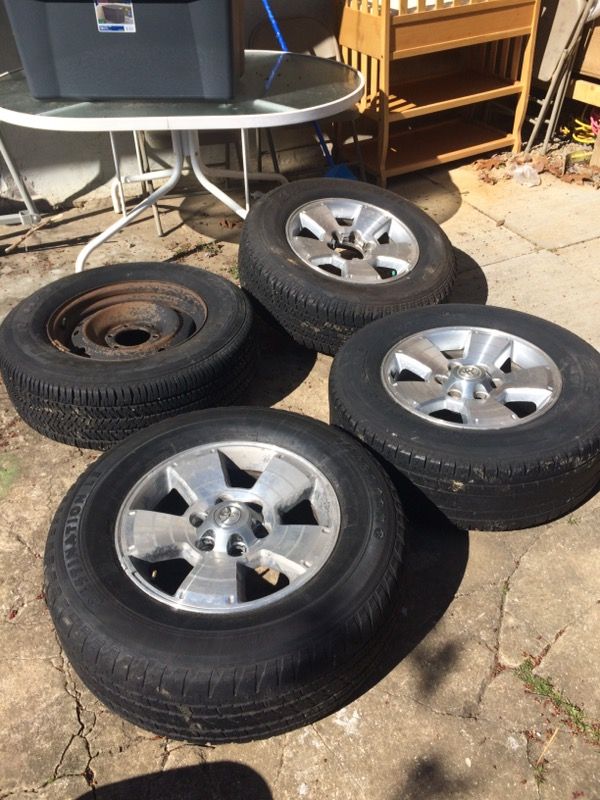 Llantas con rines para tacoma