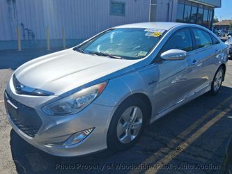 2011 Hyundai Sonata Hybrid