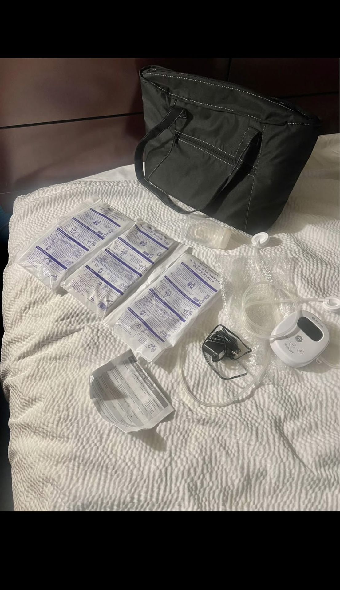 Ameda Mya Joy Breast Pump Motor + Tote Bag 