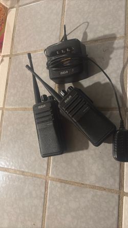 RCA RDR2500 two-way radios with a single charging dock
