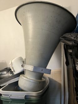 BOZAK.  HORN.   SPEAKER.  FROM.  1964.  NY. WORLD ‘s.  FAIR