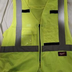 Milwaukee Vest