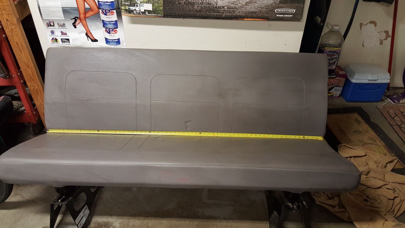 FREIGHTLINER M2 BENCH SEAT