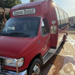 RV Bus Motorhome 