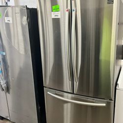 Samsung RF18HFENBSR 17.5-cu ft Refrigerator EDS