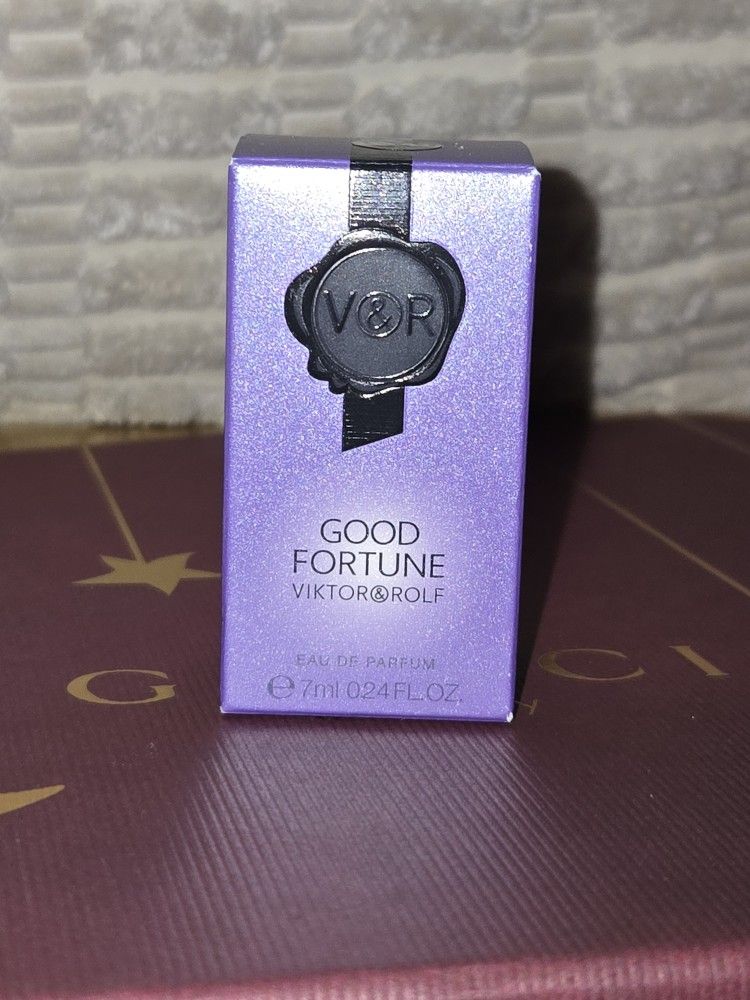 Viktor & ROLF 