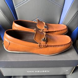Men’s Dress Loafers (Van Heusen) – Size 10