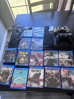 Ps4 más videojuegos y controles se vende junto todo