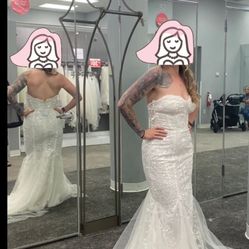 David’s Bridal Mermaid Trumpet Style Wedding Dress 