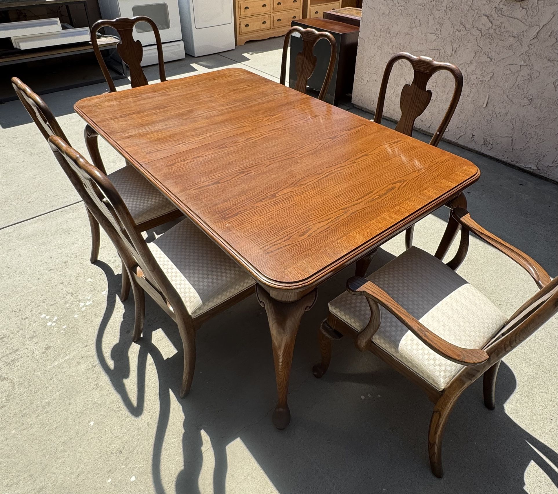Ethan Allen Signature Expandable Dining Set