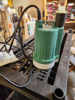 Zoeller Automatic Utility Pump--1/3HP