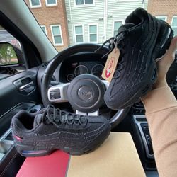 AIRMAX 95 LEVIS BLACK SIZE 11.5