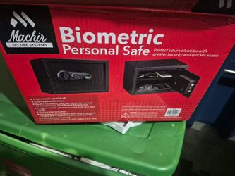 Biometric personal safe