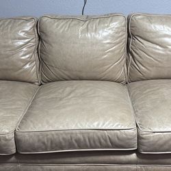 Century Furniture Essex Configurable Sofa (LR-3000-2)
