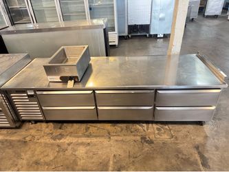 Traulsen chef base