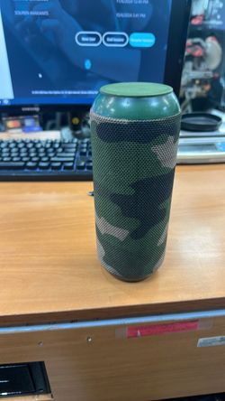 Onn Portable Bluetooth Speaker Camo Green