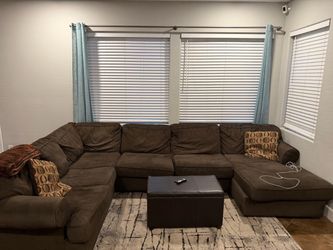 Sectional couch 350 or best offer