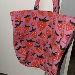 Strawberry tote