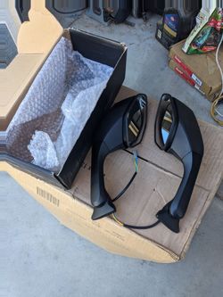 Street bike fairing mirrors