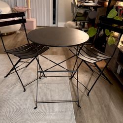 Outdoor Patio Table & Chair Set