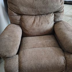BRAMD NEW RECLINER 